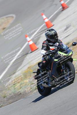 media/Nov-12-2023-Classic Track Days (Sun) [[11f17acb81]]/Group 3/session 2 turn 9/